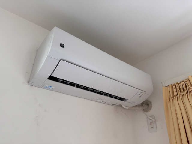 リビング　エアコン